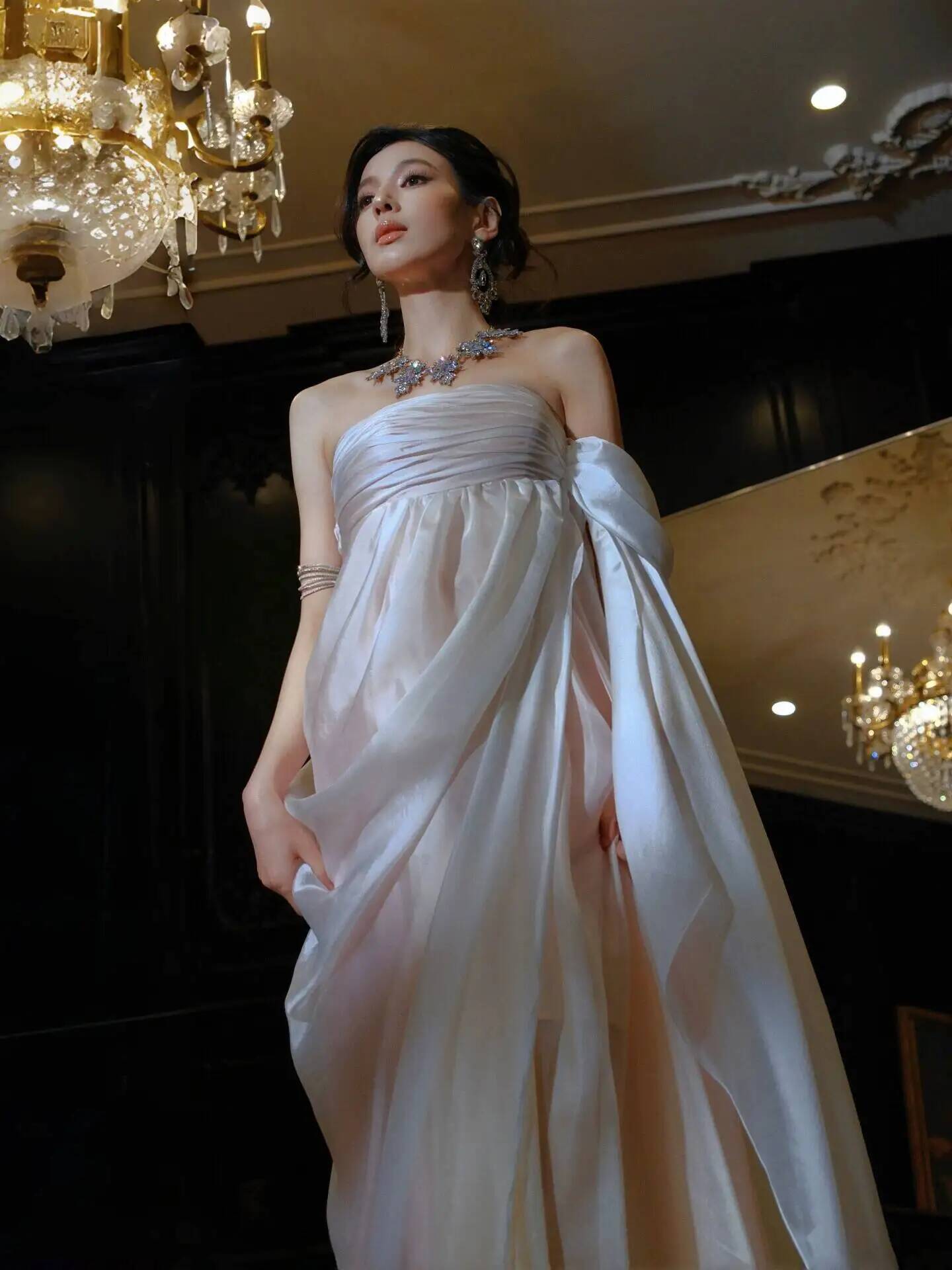 Strapless Flowy Chiffon Evenin - огляд і ціна Evening Gown